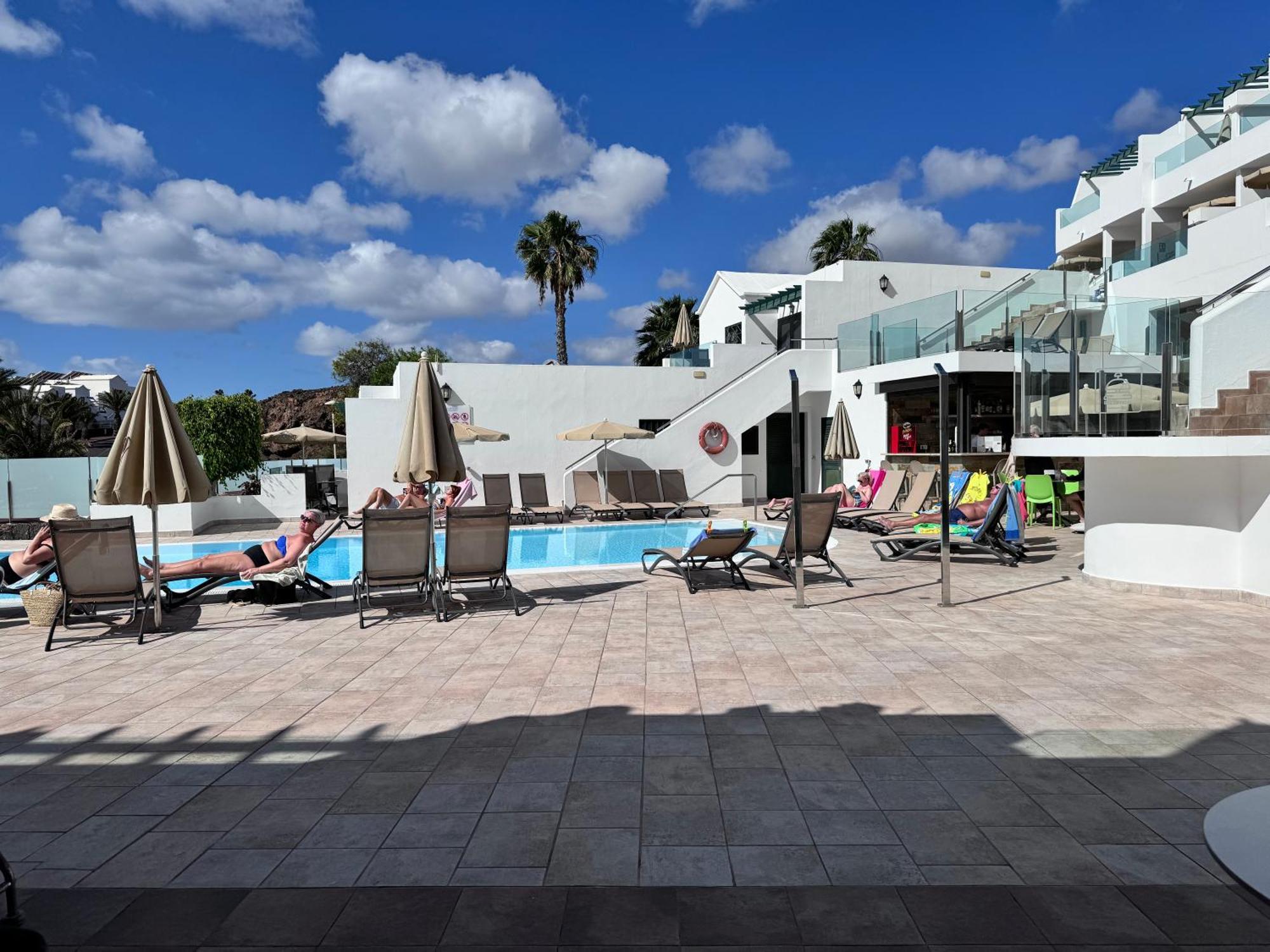 Apartamentos Villa Canaima プエルト・デル・カルメン エクステリア 写真